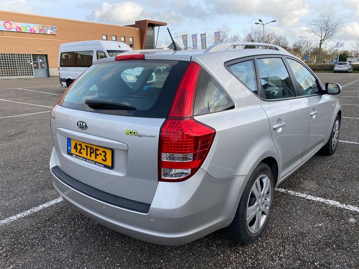 Photo 3 VIN: U5YHB811ACL238891 - KIA CEE&#39D SPORTY WAGON 