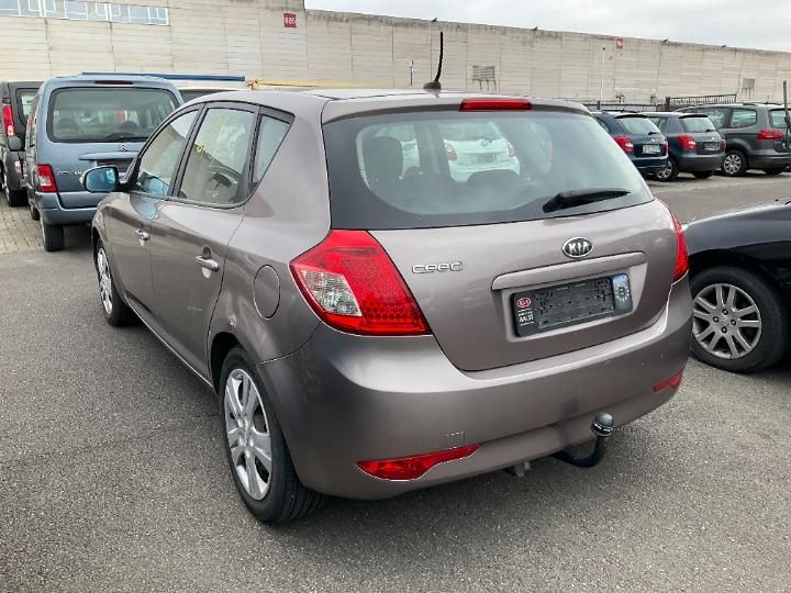 Photo 4 VIN: U5YHC516AAL207549 - KIA CEED HATCHBACK 