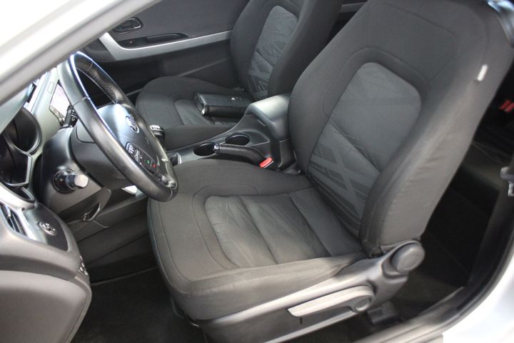 Photo 12 VIN: U5YHM316AGL027246 - KIA PRO CEE&#39D COUPE 