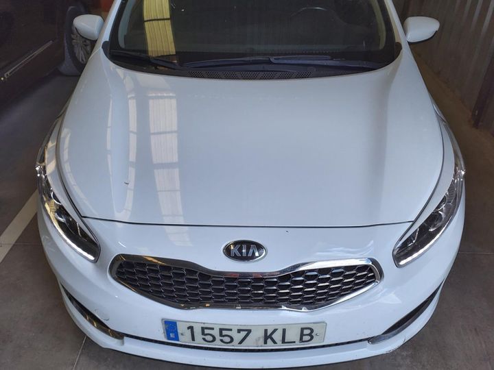 Photo 9 VIN: U5YHM515AJL335134 - KIA CEED 