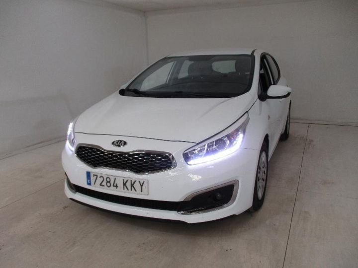 Photo 1 VIN: U5YHM515AJL336680 - KIA CEED 