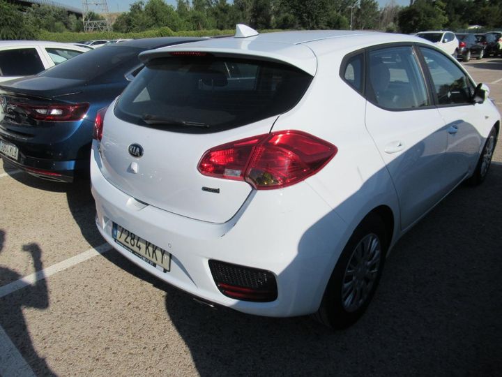 Photo 8 VIN: U5YHM515AJL336680 - KIA CEED 