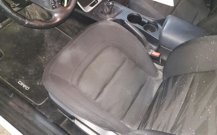 Photo 3 VIN: U5YHM515AJL354200 - KIA CEED 