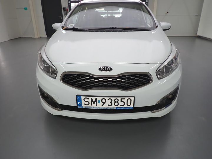 Photo 0 VIN: U5YHM516AJL340240 - KIA CEE&#39D 