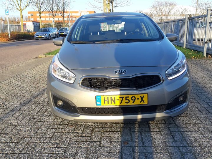 Photo 8 VIN: U5YHM51AAGL228071 - KIA CEE&#39D 