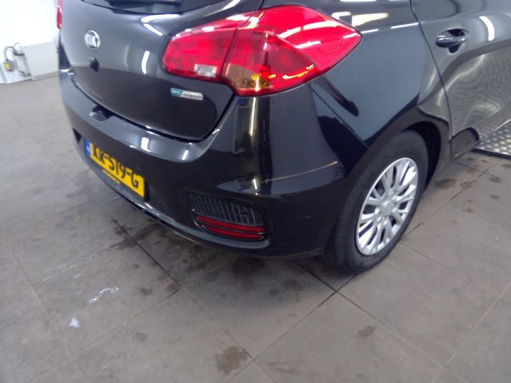 Photo 32 VIN: U5YHM51AAGL273608 - KIA CEE&#39D 