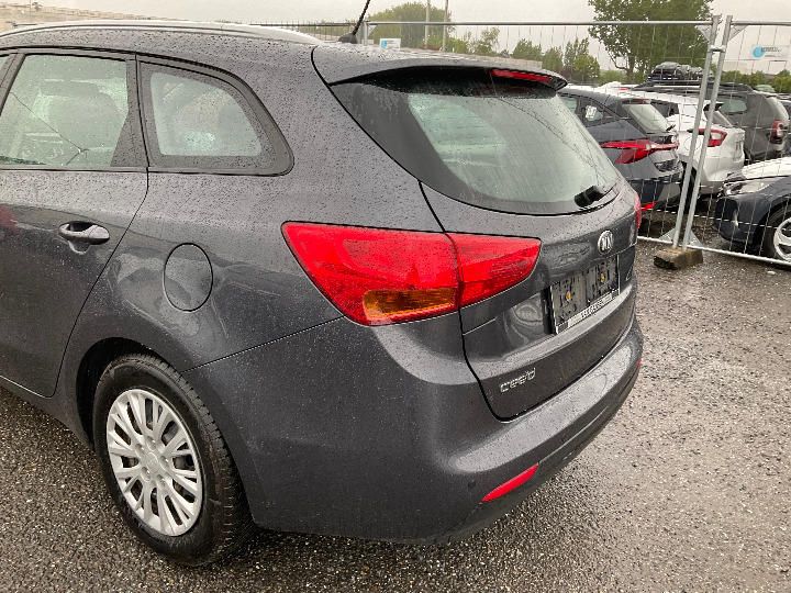 Photo 34 VIN: U5YHM811ADL042815 - KIA CEED SW 