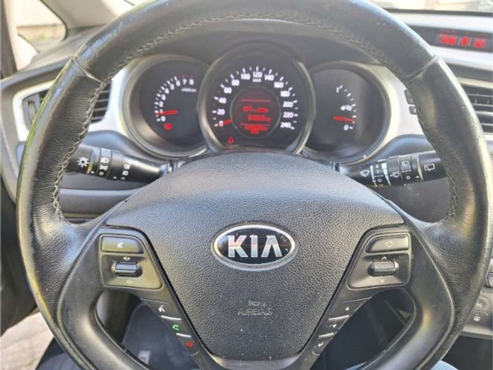 Photo 16 VIN: U5YHM813ADL018452 - KIA CEE'D 