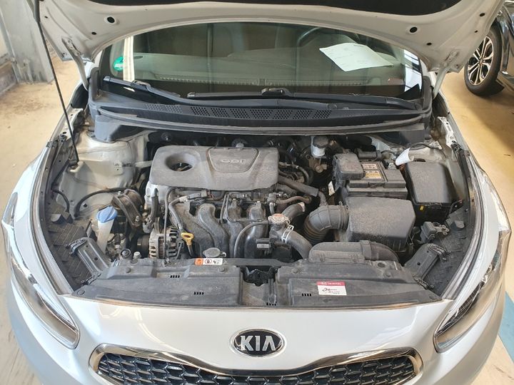 Photo 13 VIN: U5YHM813AJL259207 - KIA CEED 