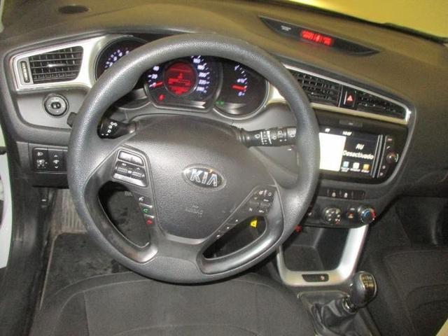 Photo 5 VIN: U5YHM816AHL218586 - KIA CEED 