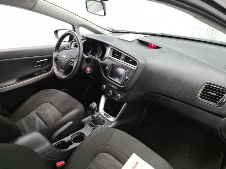 Photo 3 VIN: U5YHM81AAGL154342 - KIA CEE&#39D 