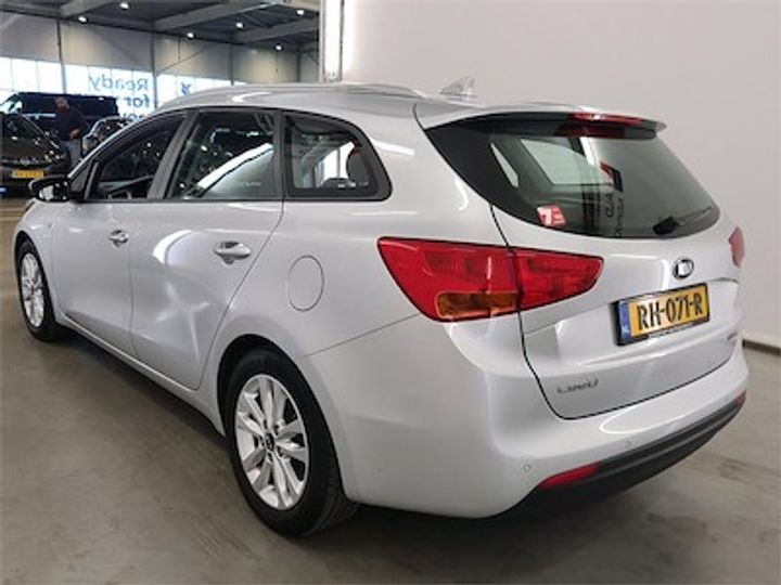 Photo 2 VIN: U5YHM81AAHL231304 - KIA CEE D SPORTSWAGON 