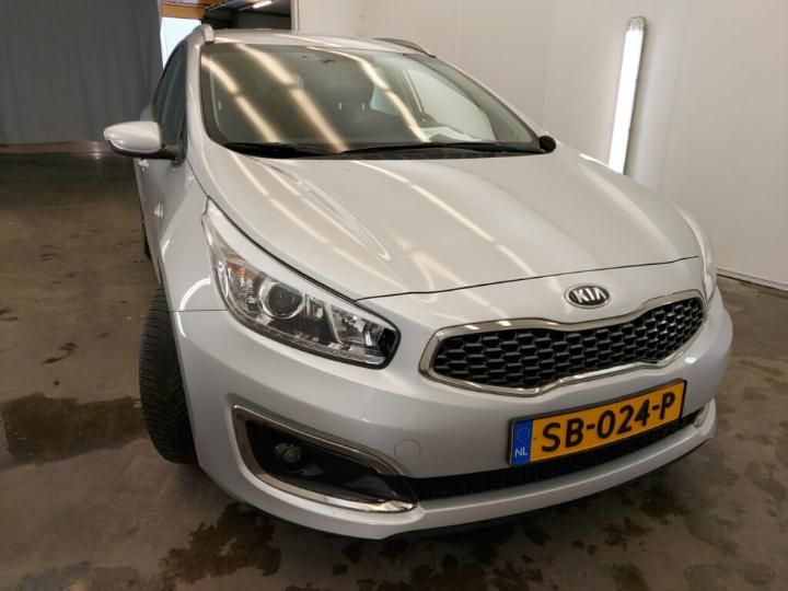 Photo 4 VIN: U5YHM81AAJL254169 - KIA CEE&#39D 