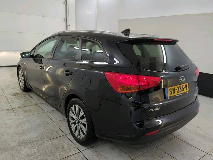 Photo 1 VIN: U5YHM81AAJL254257 - KIA CEE D SPORTSWAGON 