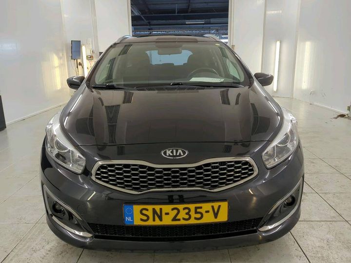 Photo 5 VIN: U5YHM81AAJL254257 - KIA CEE D SPORTSWAGON 