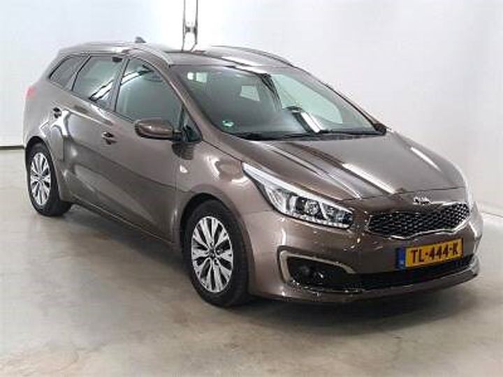 Photo 5 VIN: U5YHM81AAJL254300 - KIA CEE D SPORTSWAGON 