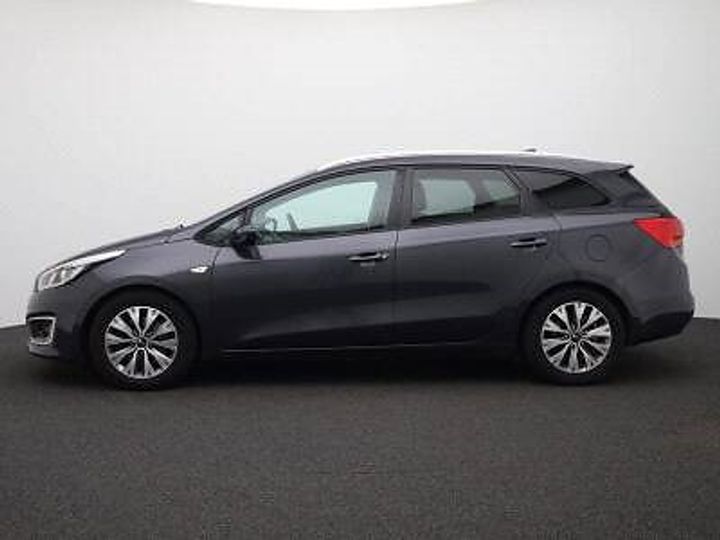 Photo 2 VIN: U5YHM81AAJL261081 - KIA CEE D SPORTSWAGON 