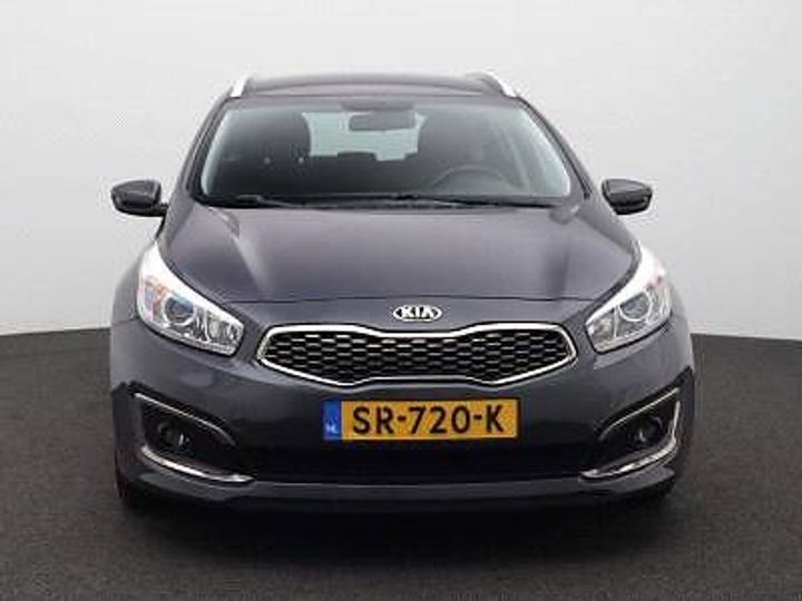 Photo 8 VIN: U5YHM81AAJL261081 - KIA CEE D SPORTSWAGON 