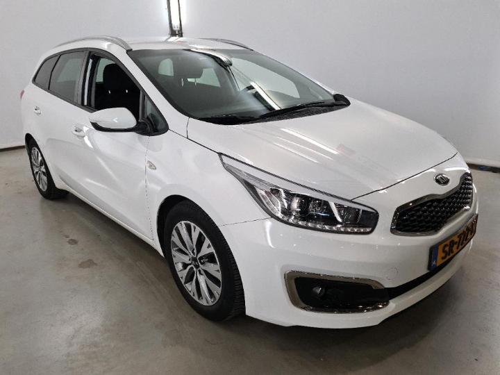 Photo 2 VIN: U5YHM81AAJL261126 - KIA CEE D SPORTSWAGON 