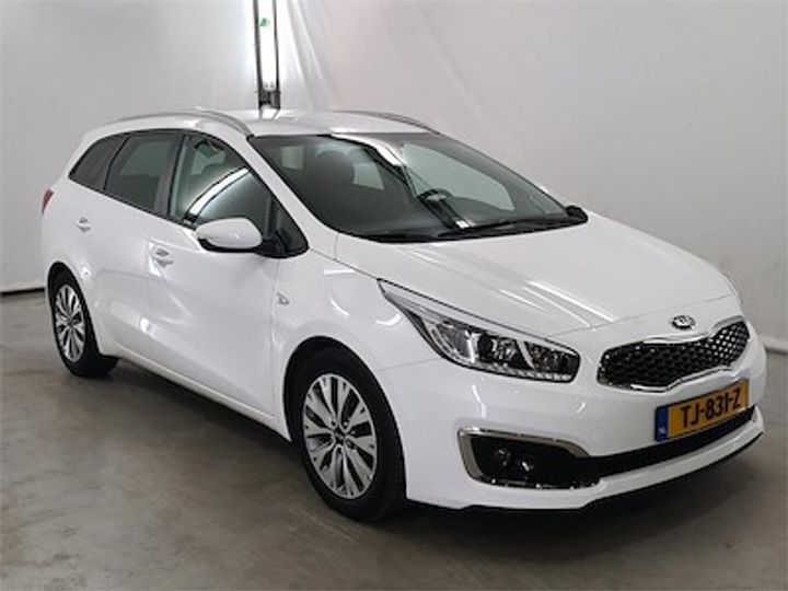 Photo 4 VIN: U5YHM81AAJL261151 - KIA CEE D SPORTSWAGON 