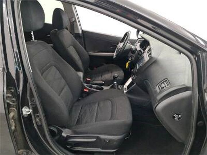 Photo 9 VIN: U5YHM81AAJL266262 - KIA CEE D SPORTSWAGON 