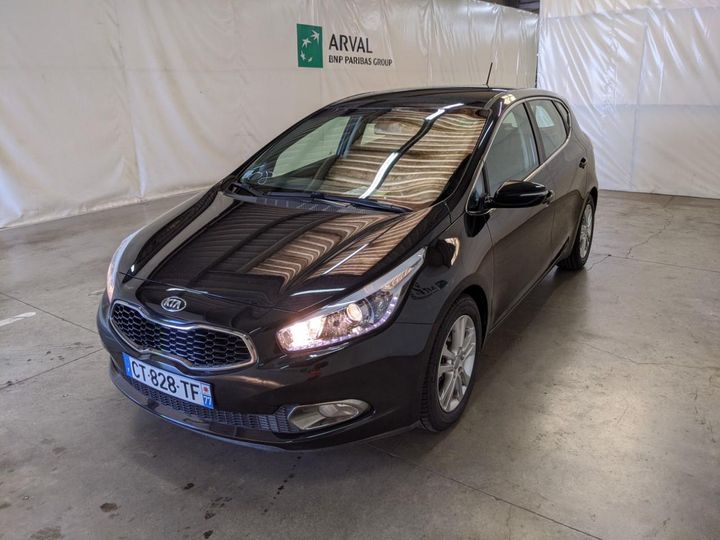 Photo 1 VIN: U5YHN516ADL072893 - KIA CEE&#39D 