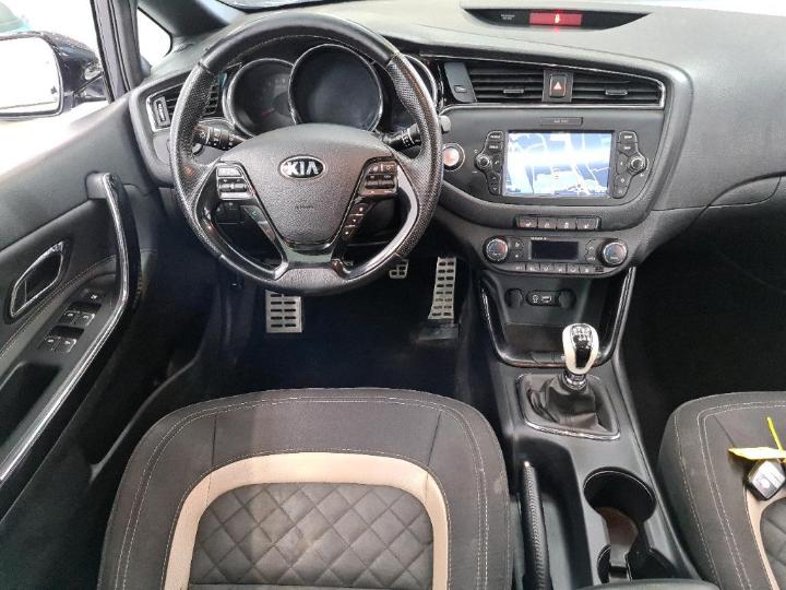 Photo 10 VIN: U5YHN516AGL265106 - KIA CEE D 