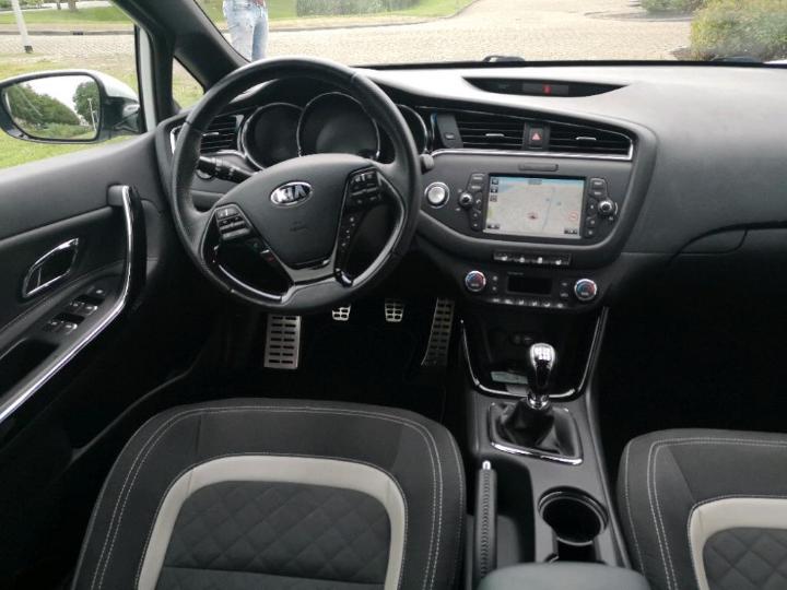 Photo 6 VIN: U5YHN51AAGL223649 - KIA CEED 