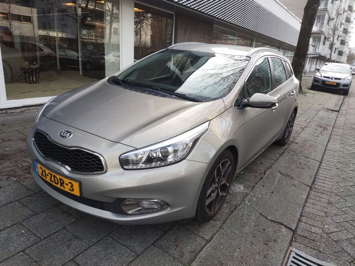 Photo 10 VIN: U5YHN813ADL008356 - KIA CEE&#39D SPORTSWAGON 