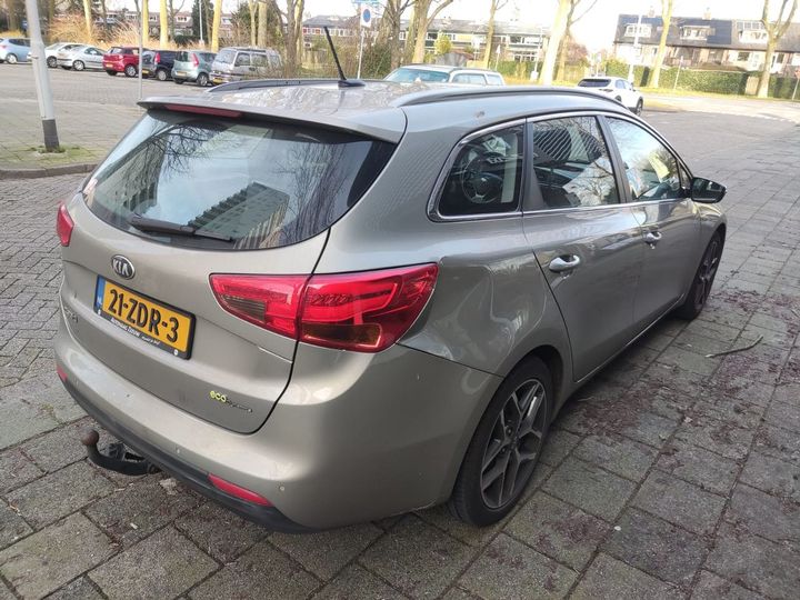 Photo 3 VIN: U5YHN813ADL008356 - KIA CEE&#39D SPORTSWAGON 