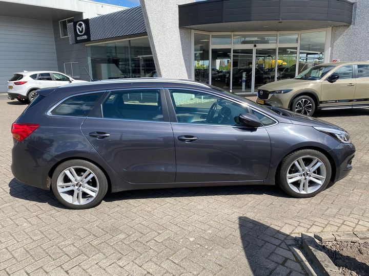 Photo 4 VIN: U5YHN813ADL024195 - KIA CEE&#39D SPORTSWAGON 