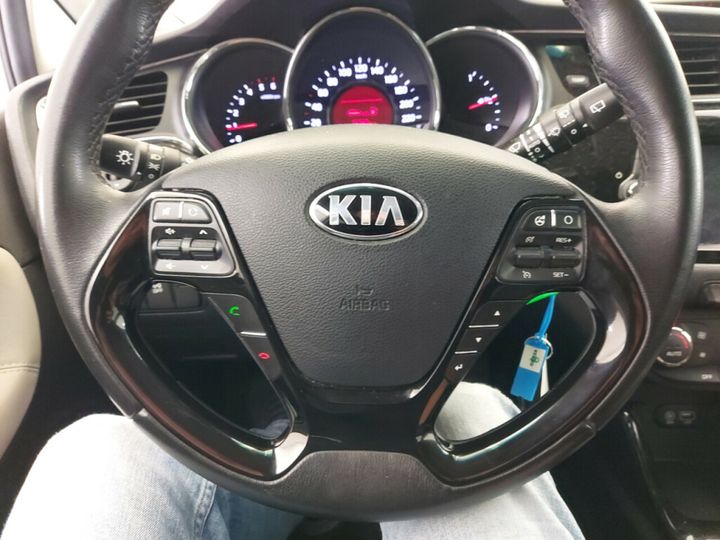 Photo 13 VIN: U5YHN816AGL193131 - KIA CEE&#39D 