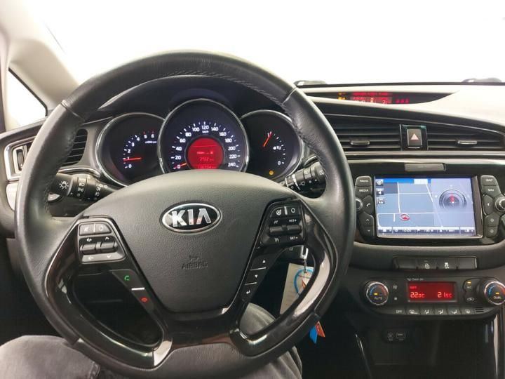 Photo 18 VIN: U5YHN816AGL205692 - KIA CEE 