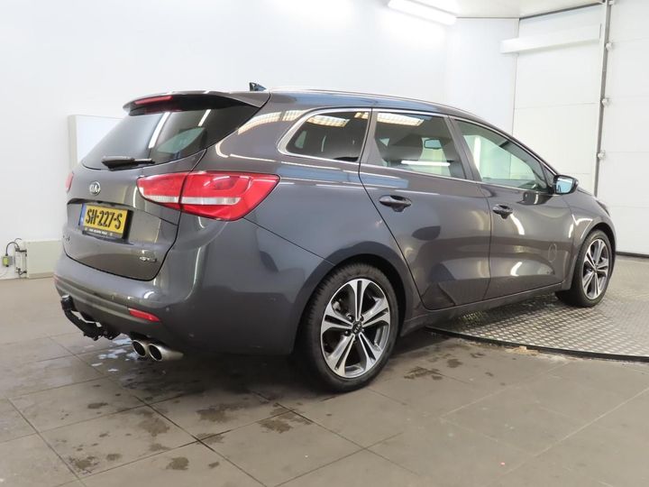 Photo 2 VIN: U5YHN816AJL258343 - KIA CEE&#39D SPORTSWAGON 