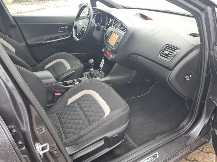 Photo 17 VIN: U5YHN81AAGL154392 - KIA CEED SPORTSWAGON 