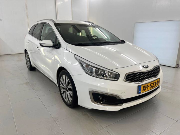 Photo 4 VIN: U5YHN81AAJL261008 - KIA CEE D SPORTSWAGON 