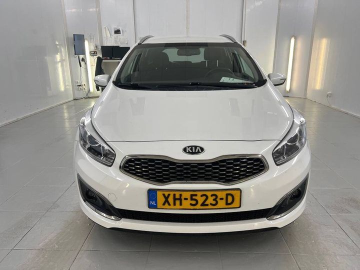 Photo 5 VIN: U5YHN81AAJL261008 - KIA CEE D SPORTSWAGON 