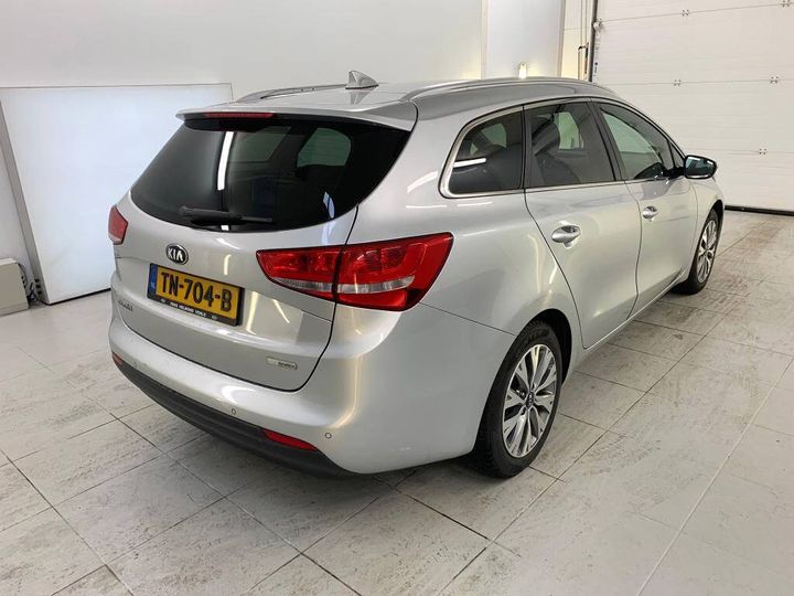 Photo 3 VIN: U5YHN81AAJL262605 - KIA CEE D SPORTSWAGON 