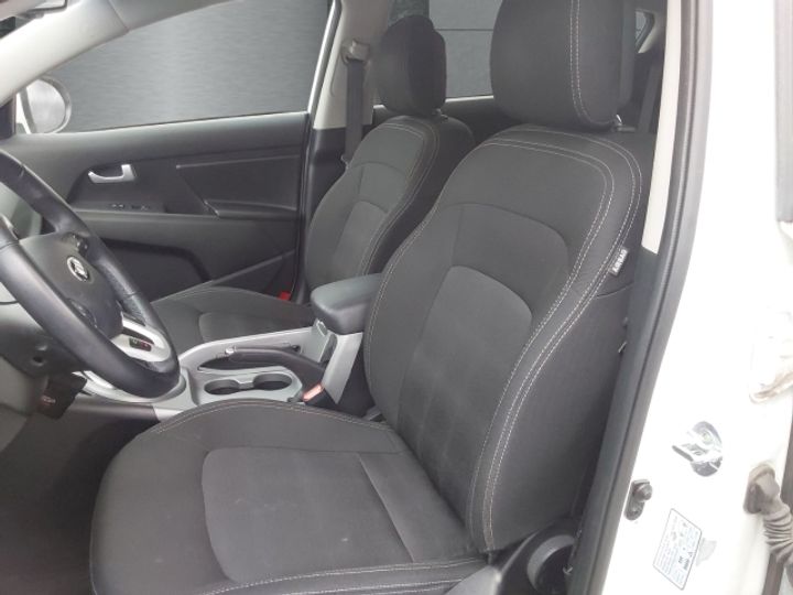 Photo 7 VIN: U5YPB814AFL682197 - KIA SPORTAGE 