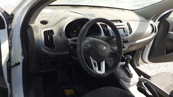 Photo 11 VIN: U5YPB81A6GL668654 - KIA SPORTAGE 