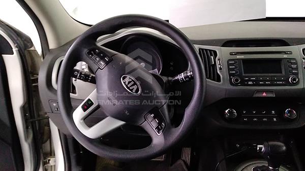 Photo 10 VIN: U5YPB81A8GL694480 - KIA SPORTAGE 