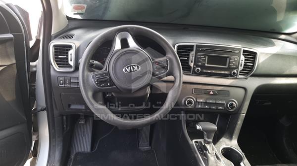 Photo 11 VIN: U5YPG8149HL193658 - KIA SPORTAGE 