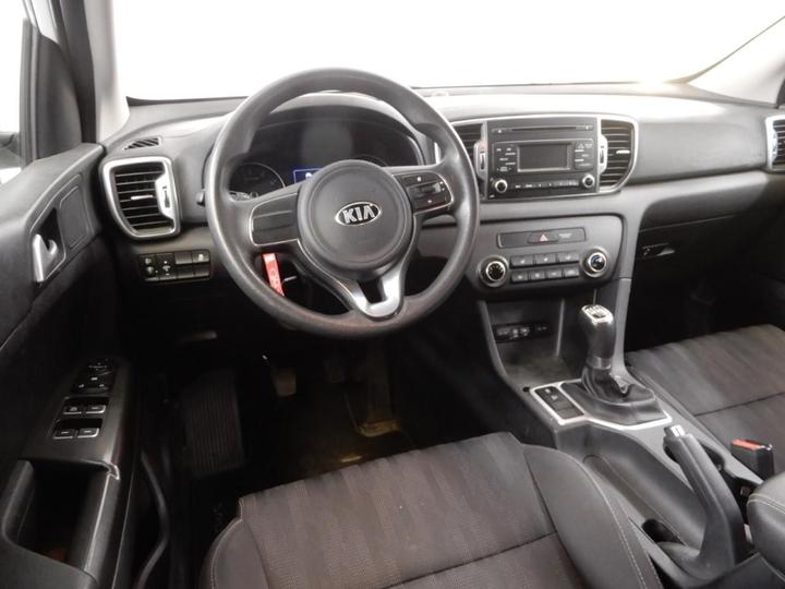 Photo 9 VIN: U5YPG814AGL116853 - KIA SPORTAGE 