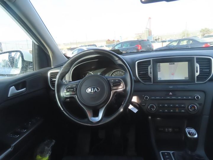 Photo 3 VIN: U5YPG815AJL512223 - KIA SPORTAGE 