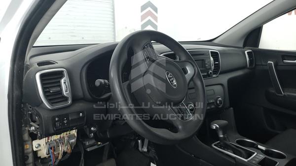 Photo 8 VIN: U5YPG81A0HL174308 - KIA SPORTAGE 