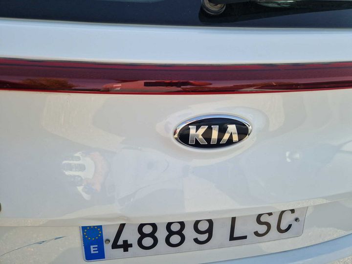 Photo 35 VIN: U5YPH812AML085580 - KIA SPORTAGE 