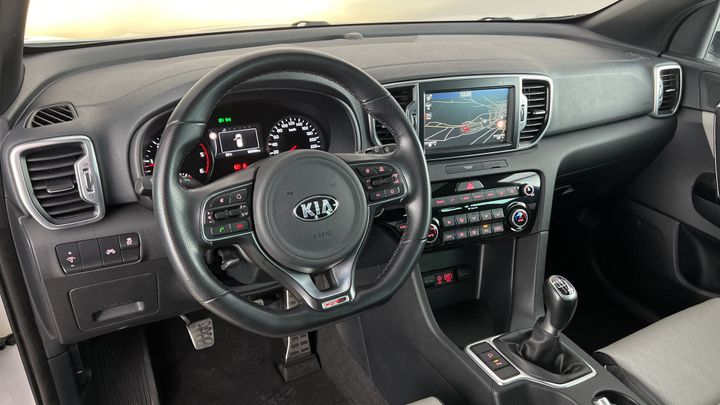 Photo 9 VIN: U5YPK813AGL179006 - KIA SPORTAGE 