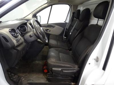 Photo 6 VIN: VF12FL10253563812 - RENAULT TRAFIC 27 FOURGON SWB DSL - 2014 