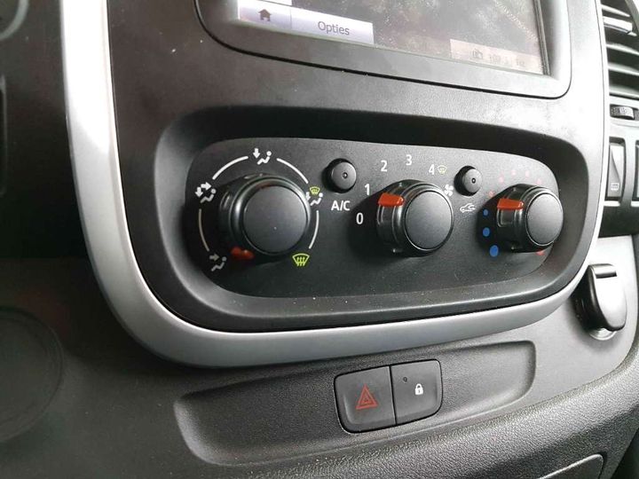 Photo 9 VIN: VF12FL10355580302 - RENAULT TRAFIC GB 