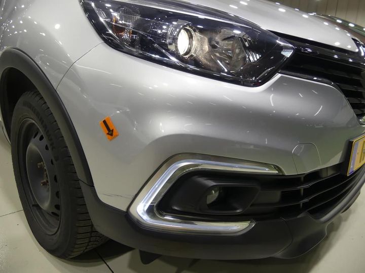 Photo 17 VIN: VF12R011558732930 - RENAULT CAPTUR 